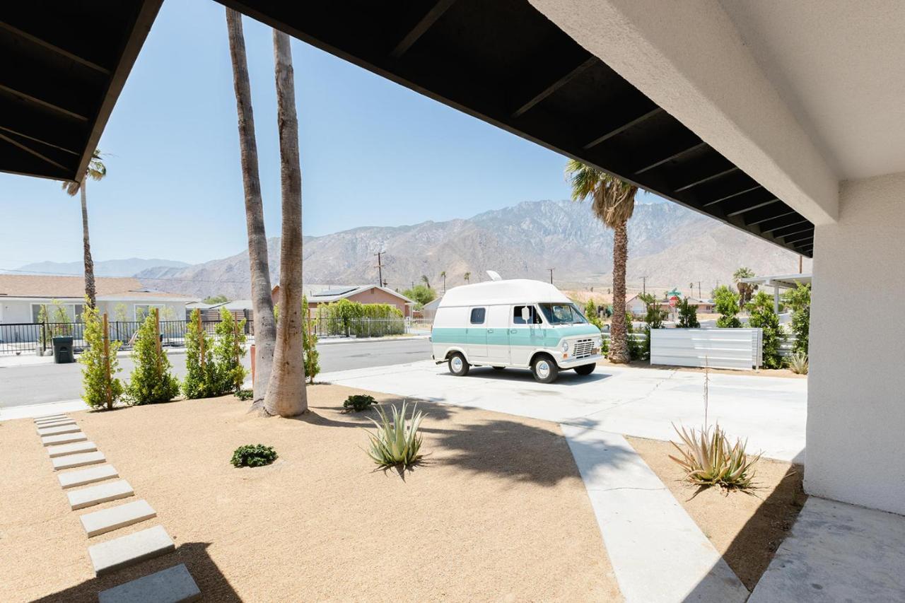 Palm Vista By Rather Be Properties Palm Springs Exterior photo