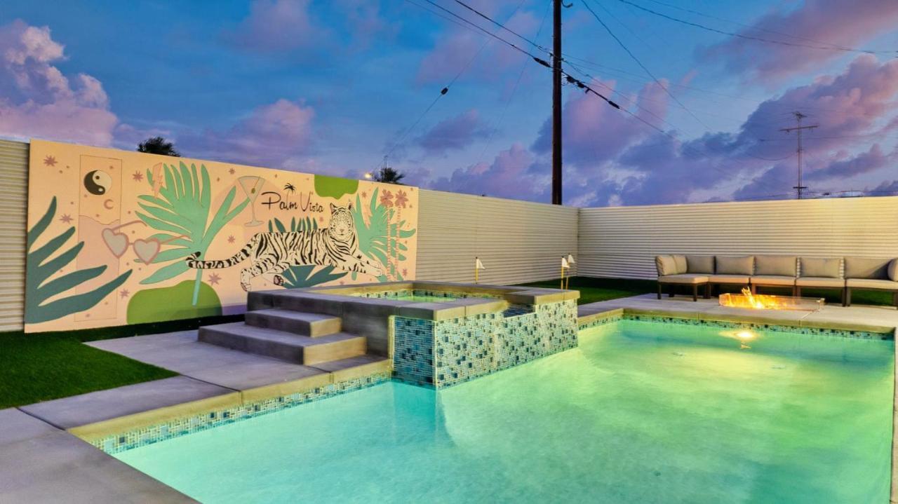 Palm Vista By Rather Be Properties Palm Springs Exterior photo